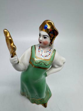 Статуэтка «Царица с зеркалом»