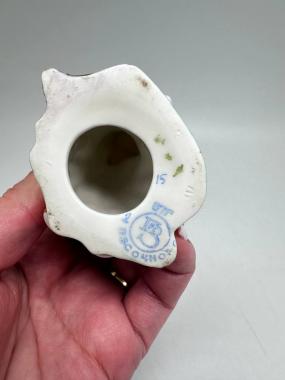 Статуэтка «Царица с зеркалом»